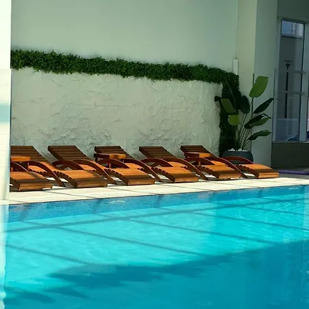 Royal Kate Included, 32nd Floor