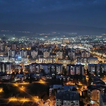 Royal Kate Included, 32nd Floor